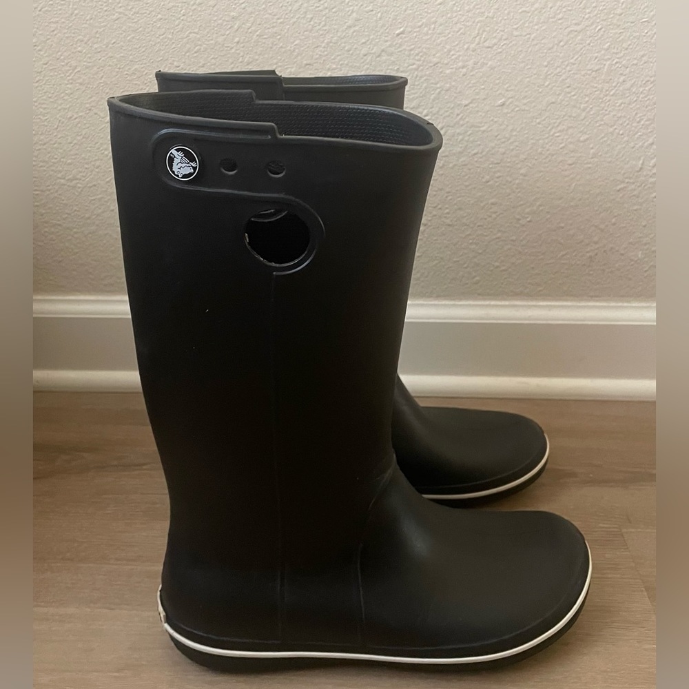 Crocs Jaunt Tall Waterproof Rain Boots Size 7